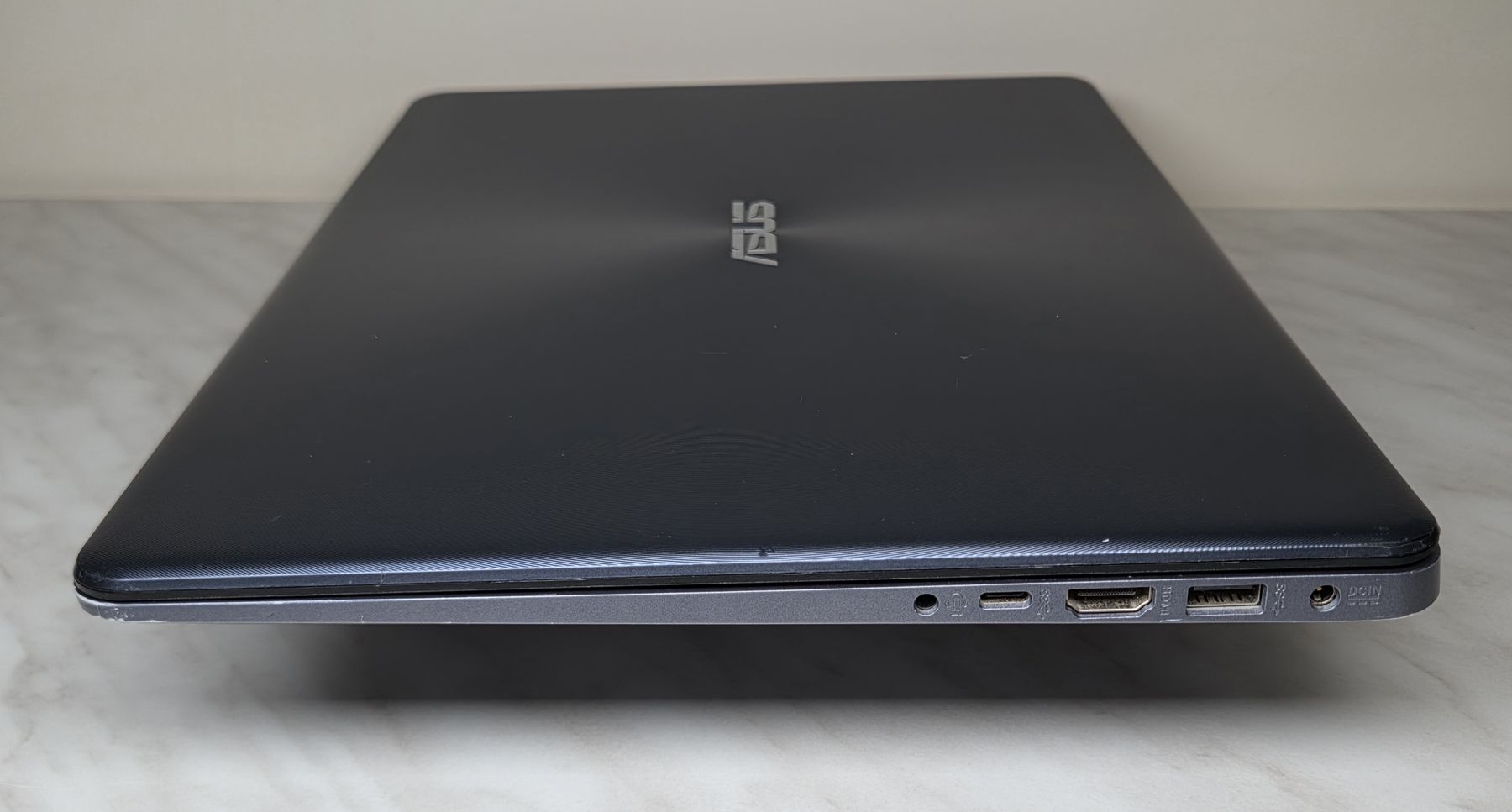 Asus Notebook: Asus 15" FHD, i5, 256G & 8G Ram, USB-C – Usato da SCHAFFHAUSEN venduto da Atami99 6