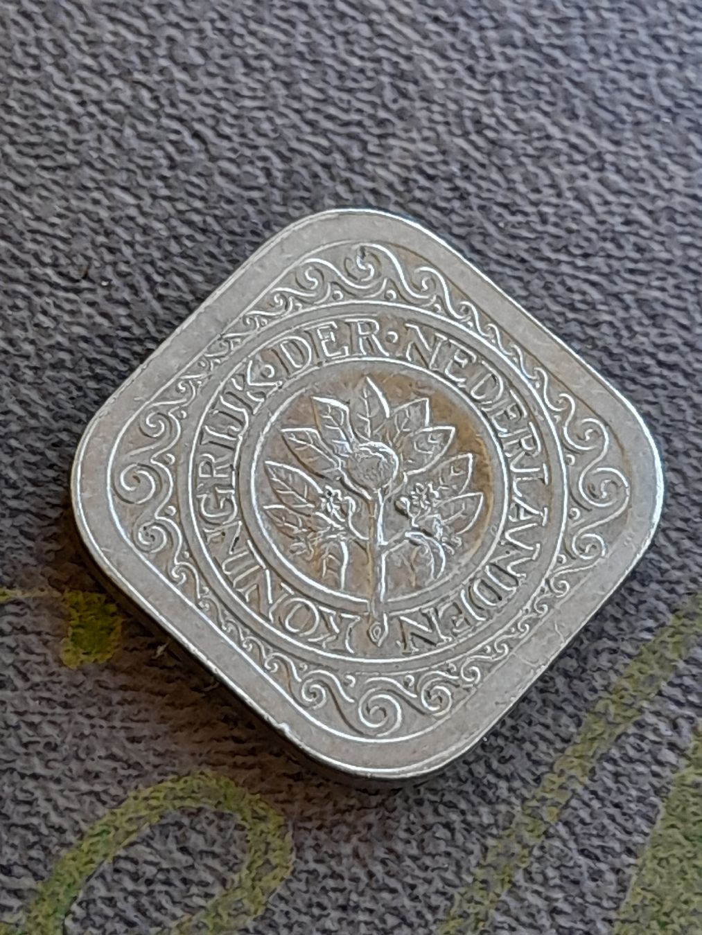 Tutti le monete: 5 Cent 1914 Niederlande  – Usato da Basel venduto da Basel_20 1