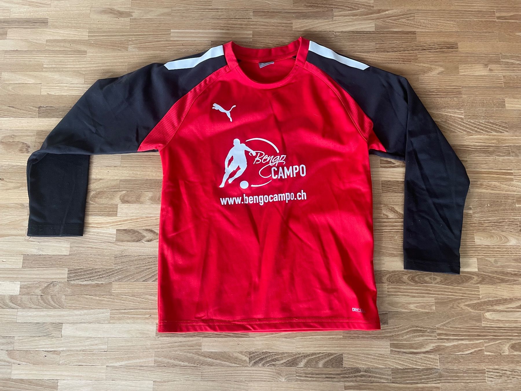 Puma Maglioni & Felpe: Sport-/Fussball-Pullover PUMA - Grösse 140 – Usato da Wiesendangen venduto da armandinho