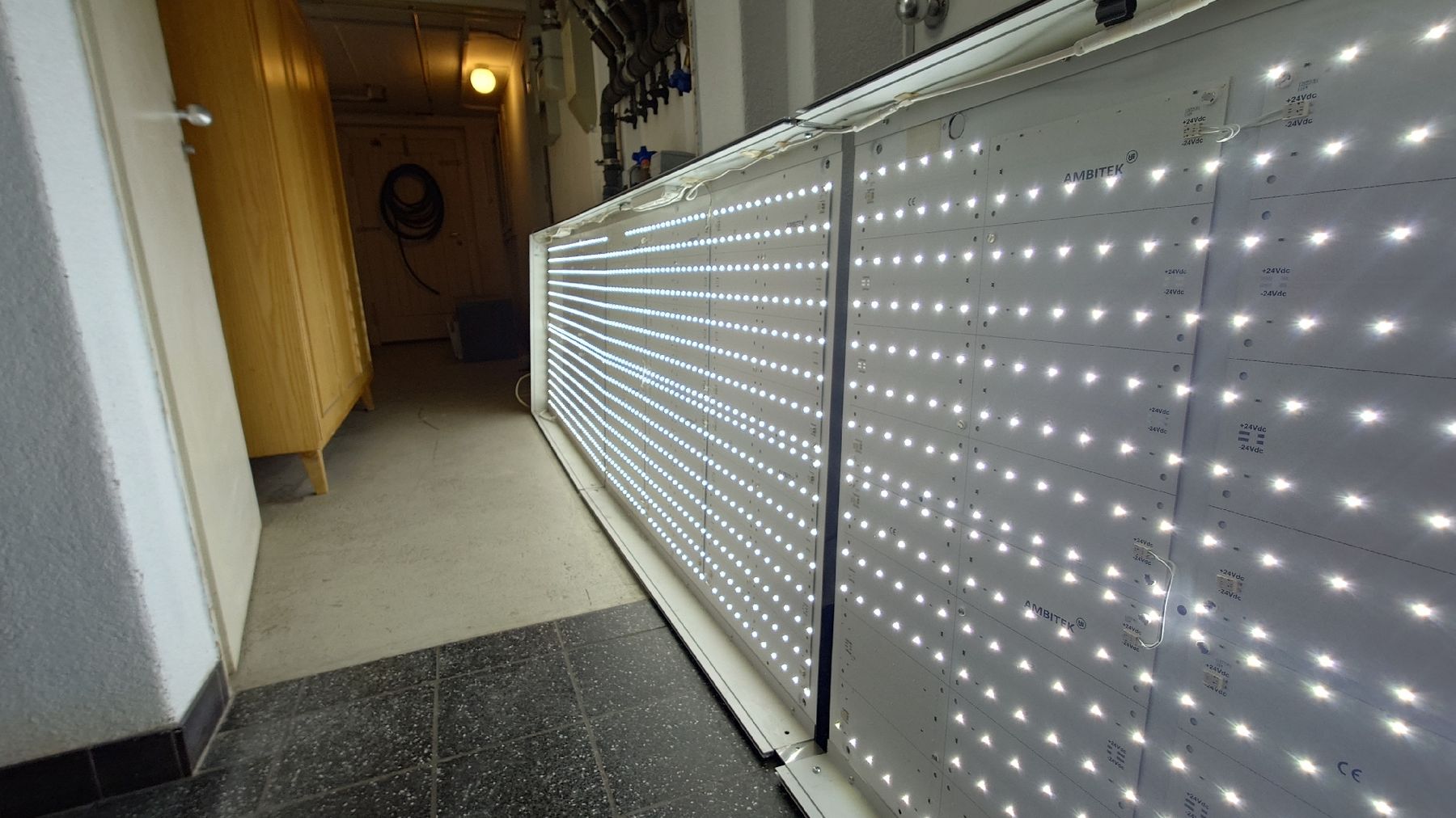 Tutte le decorazioni: LED Panel, Lightbox – Usato da Riehen venduto da jam_8ly9 6