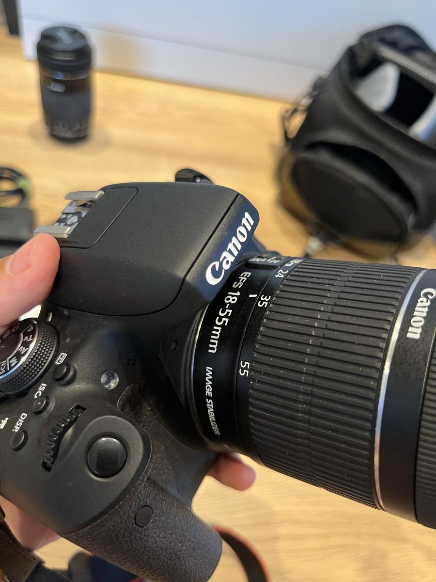 Canon Fotocamera: Canon EOS 750D Kamera Set mit Zubehör – Usato da Basel venduto da philuftikuss 6