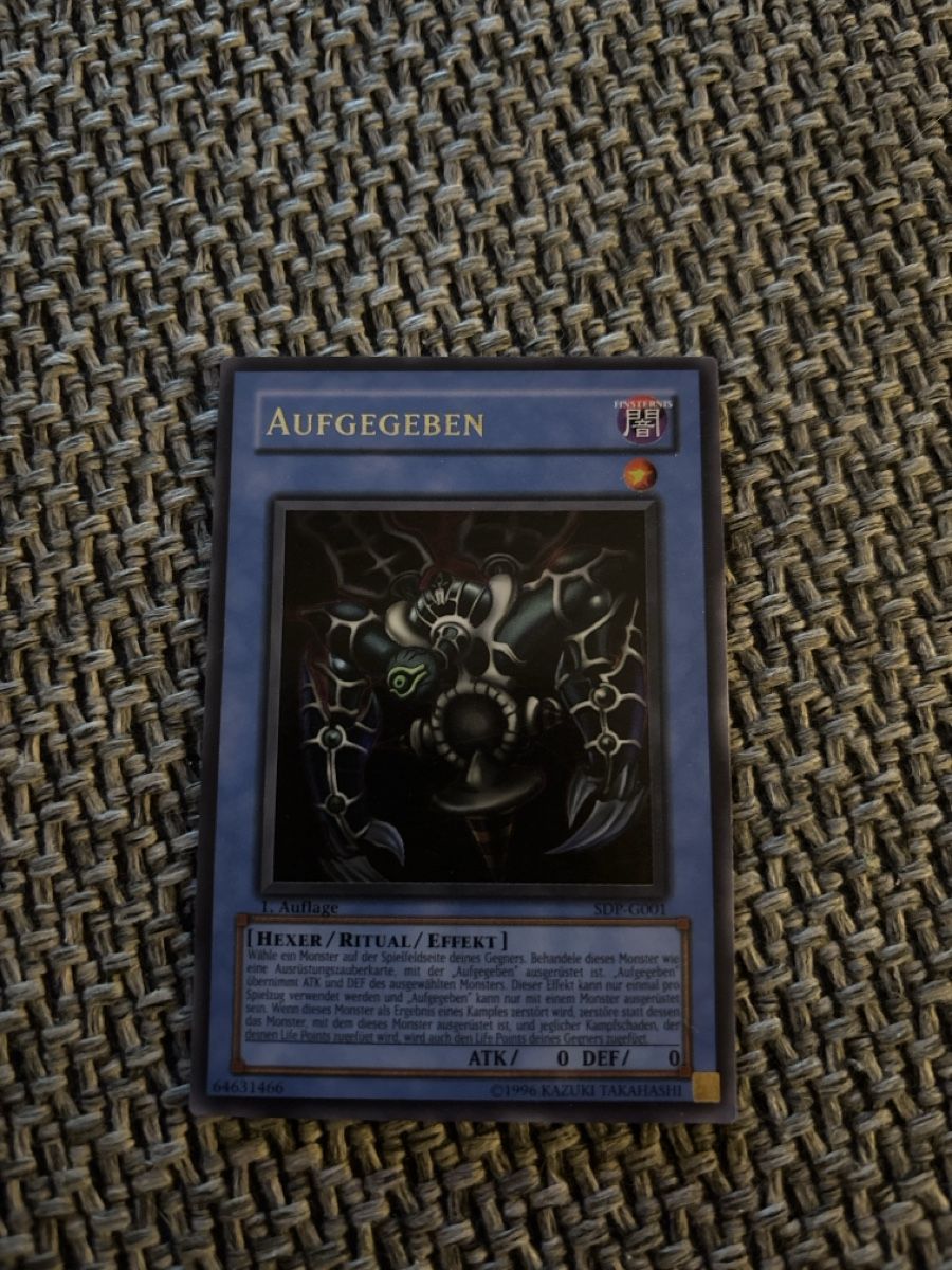 Yugioh Carte collezionabili: YuGiOh Aufgegeben SDP-G001 – Usato da Sirnach venduto da dwi_7qfd