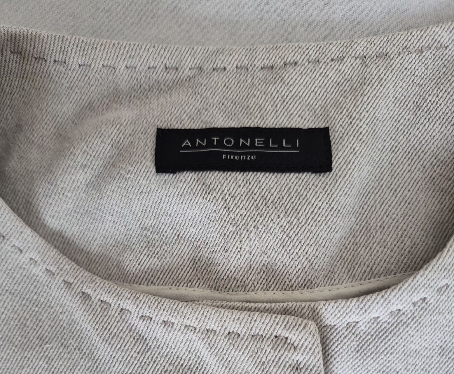 Jacken: Longue veste ANTONELLI – Gebraucht aus Bern von dasgesuchtobjekt 1