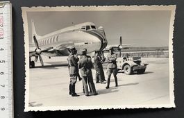 Vickers Viscount/ British European Airways BEA/ Militär-Jeep