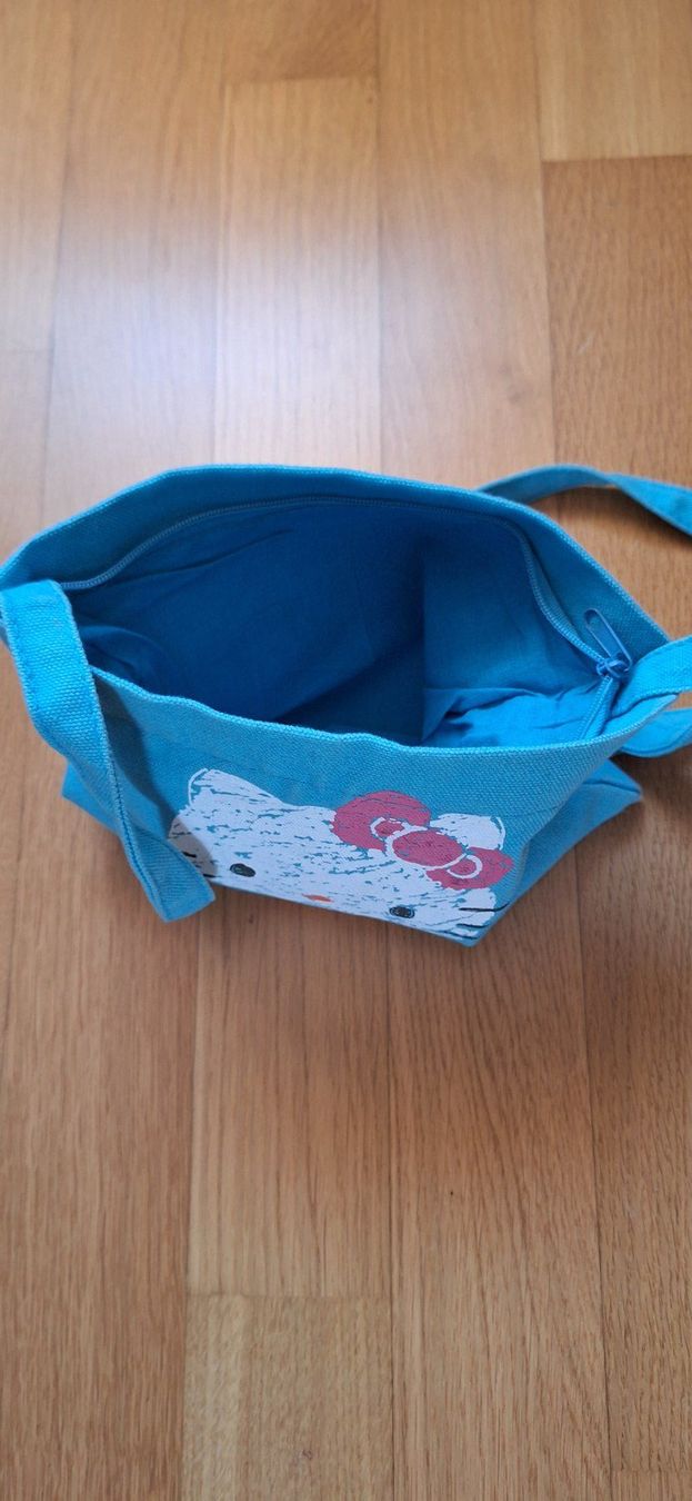Hello Kitty Kindertaschen: Petit sac, Hello Kitty – Neu und originalverpackt aus Lussery-Villars von pousinete02 3