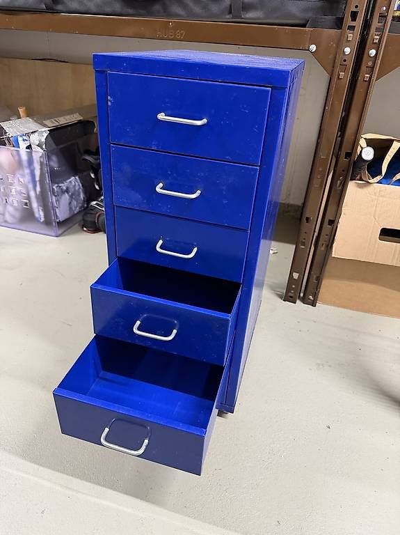 Korpus: Rollcontainer Metall blau  – Gebraucht aus Chur von mir_8ns7 1