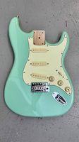 E-Gitarren Stratocaster Body komplett bestückt  Neuwertig