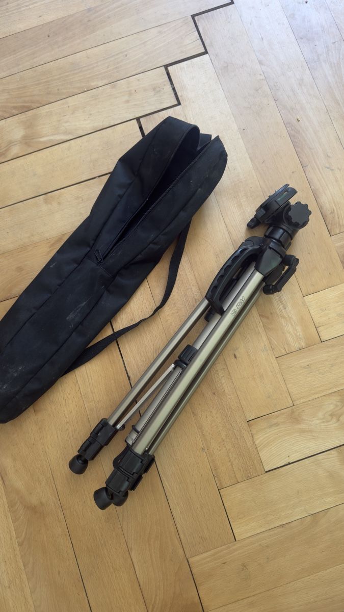 Hama Trépieds & Accessoires: Stativ Tripod Hama Star 61  – D'occasion à Altdorf UR par sjk_jz2s