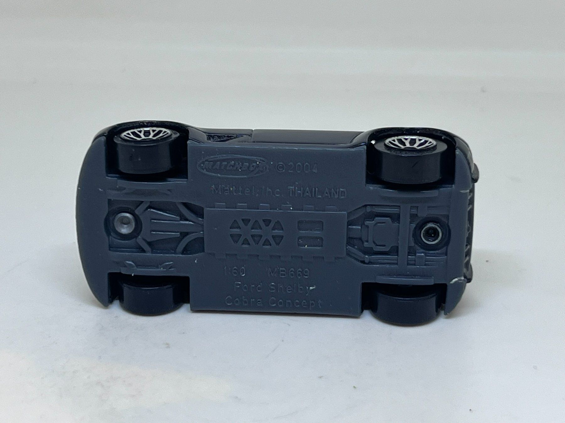 Matchbox Modellini d'auto: Matchbox Ford Shelby Cobra Concept #661 – Usato da Wildegg venduto da LaaBoutique 3