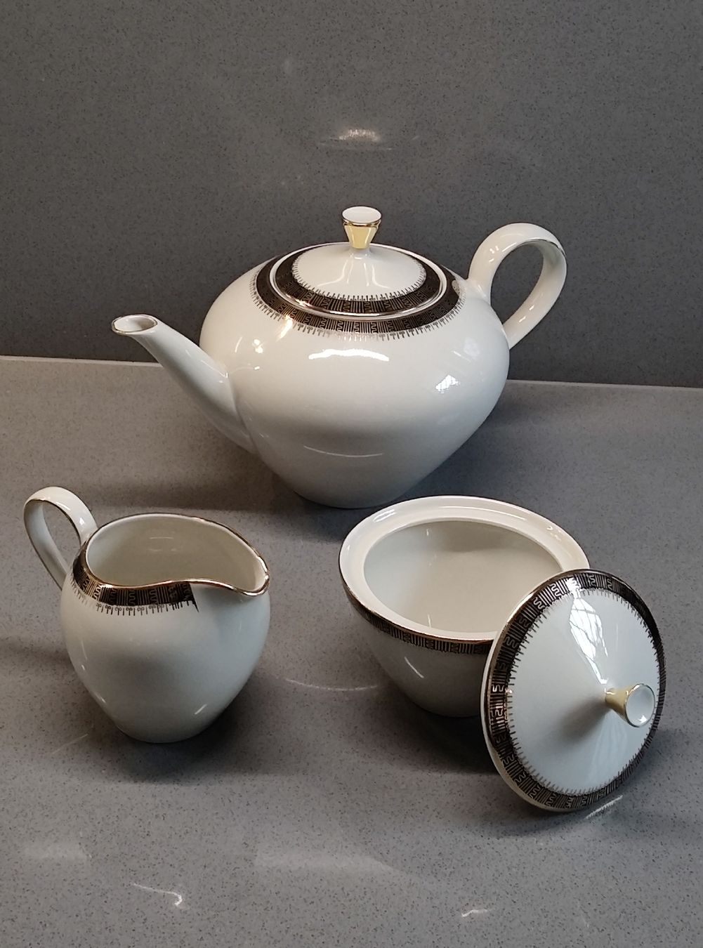 Geschirrsets: VINTAGE TEE/KAFFEE Service/ MITTERTEICH Bavaria – Neu (gemäss Beschreibung) aus Minusio von Todesca 1