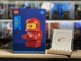 LEGO GWP 40767 Space Limited Edition Baby Astronaut Set