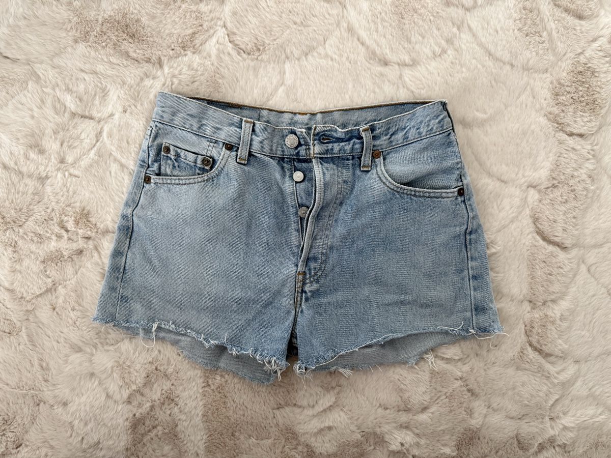 Levi's Jeans: Shorts LEVIS – Usato da Dietikon venduto da tsela77 2