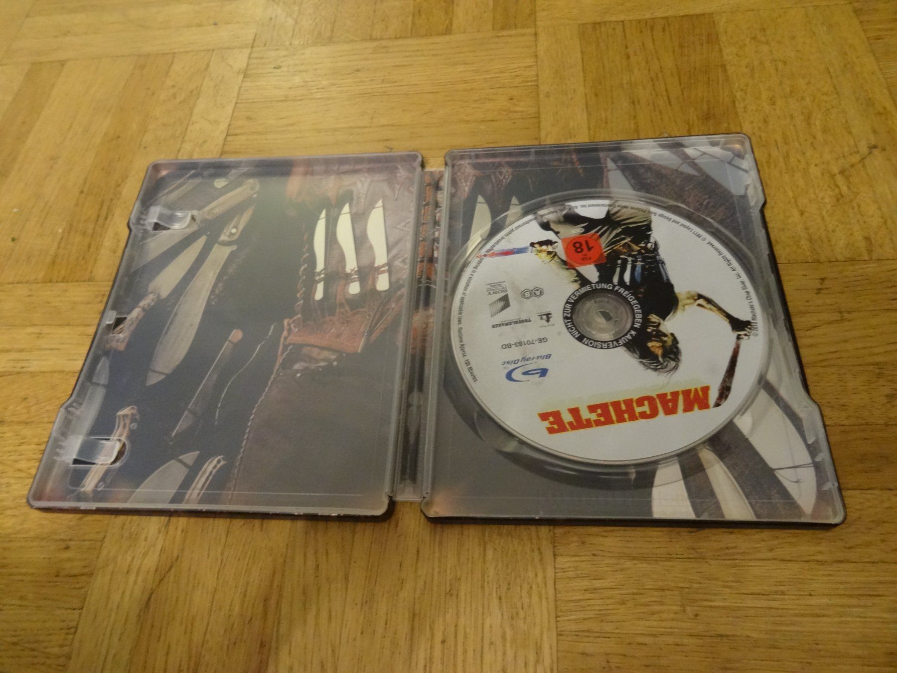 Tutti i DVDs: Machete (Steelbook) Blu-Ray – Usato da Olten venduto da Disc-Verkauf 1