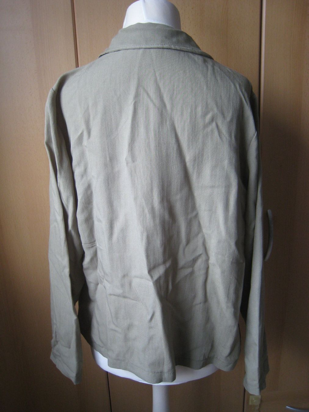 Zebra Giacche: leichte Blazer-Jacke ZEBRA   Gr. S  olivegrün – Usato da Dättlikon venduto da Mamakuga 5