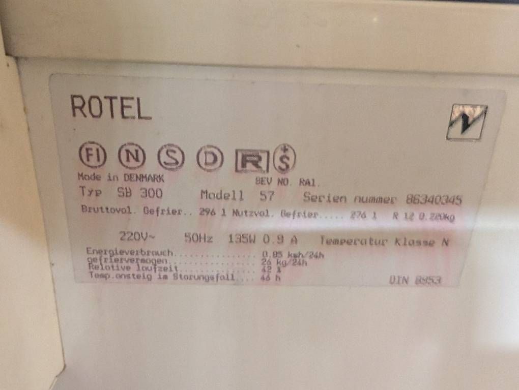 Congélateurs: Rotel Gefriertruhe 276l – D'occasion à Zürich par IT_CAT 2