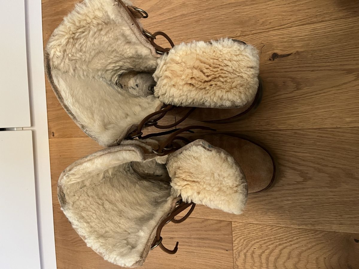 Ugg Scarpe da donna: Bottes UGG W Rommy – Usato da St. Prex venduto da Nikolletta 6