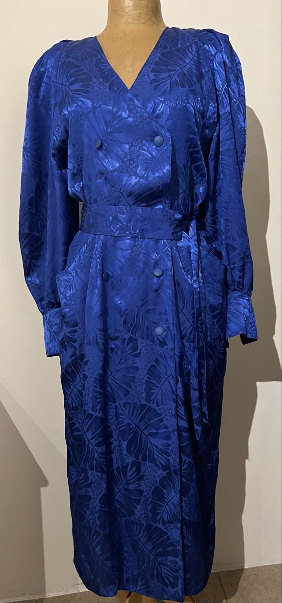 Vestiti: Robe en soie vintage  – Usato da St-Pierre-Clages venduto da ste_xk6p 1