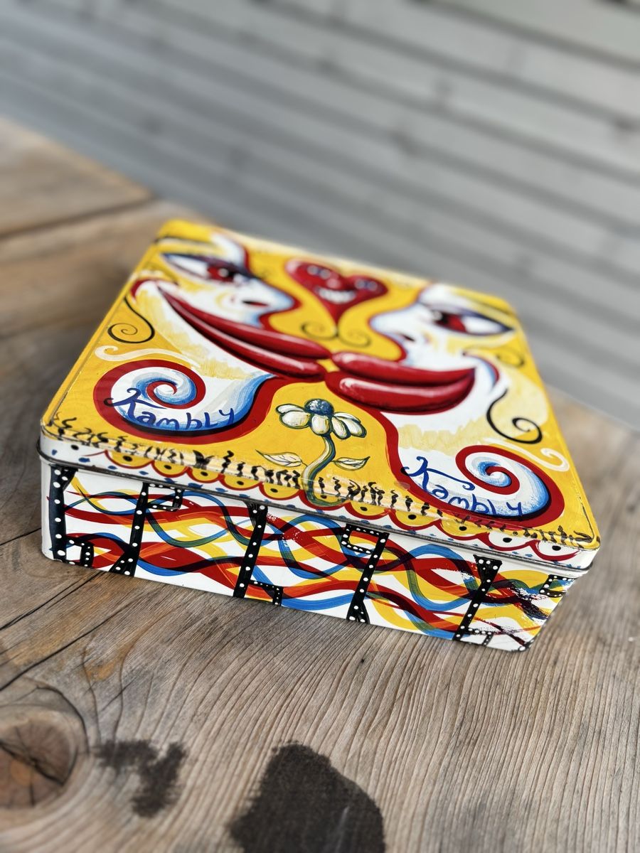 Barattoli: Kambly Blechdose Kenny Scharf 1990  – Usato da Würenlos venduto da Ashley24 1