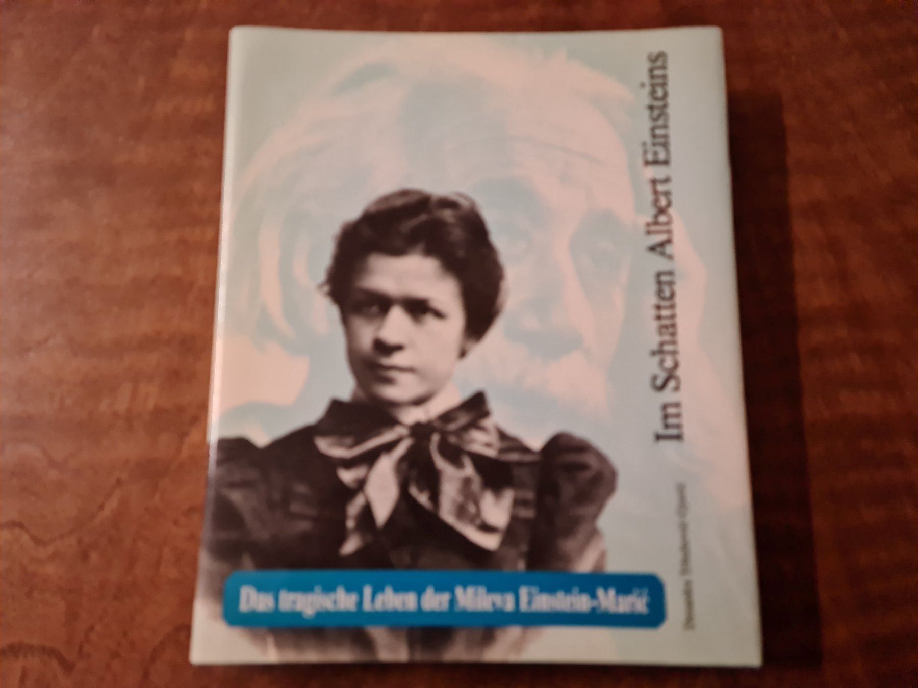 Bücher: Im Schatten Albert Einsteins – Gebraucht aus Erstfeld von Mario_boe0