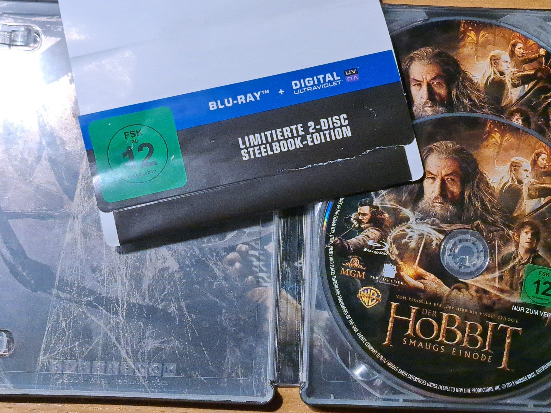 Tutti i DVDs: HOBBIT, Smaugs Einöde. Blu-ray 2-Disc STEELBOOK – Nuovo (secondo la descrizione) da Unterseen venduto da Kanica 6