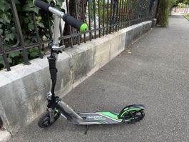 Hudora Big Wheel Klappscooter schwarz grün gebraucht