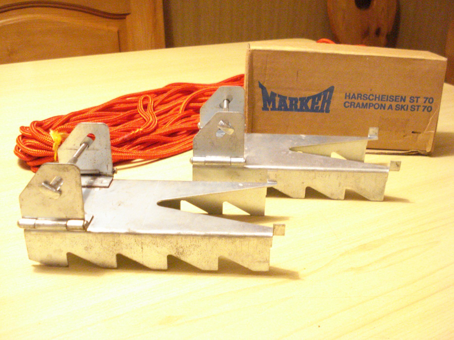 Marker Attacchi: Nostalgie Ski-Harscheisen, MARKER ST 70 – Nuovo (secondo la descrizione) da Unteriberg venduto da gamswild 1