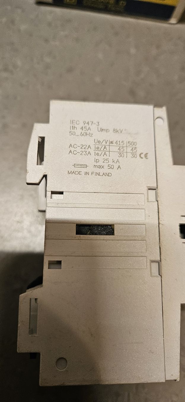 ABB Interruttori: Schneider & ABB Leitungsschutzschalter – Nuovo (secondo la descrizione) da Baar venduto da Vel...Baar45 5
