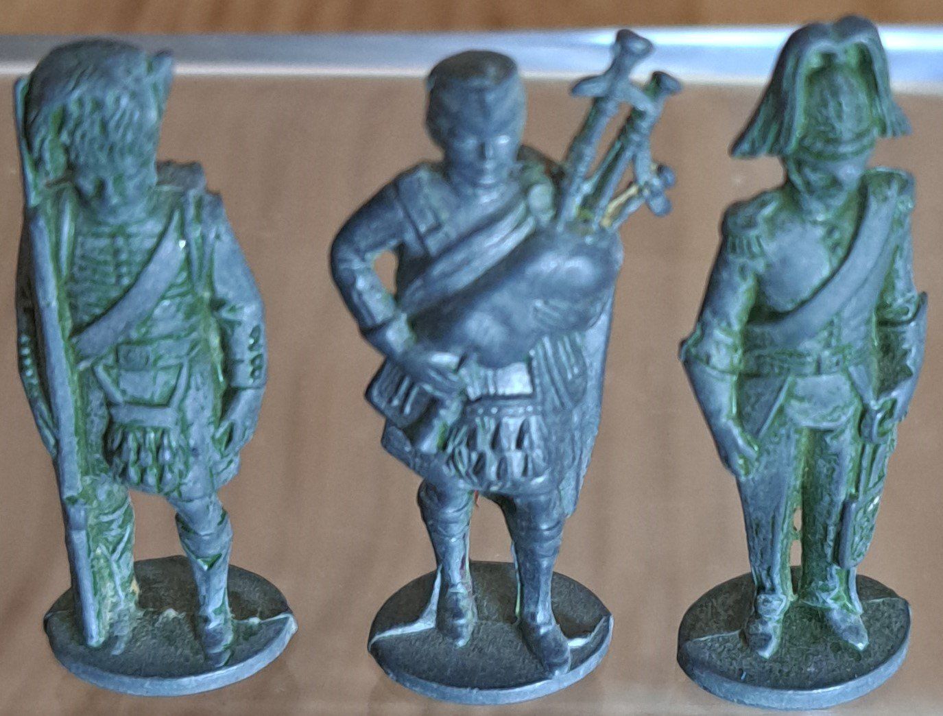 Statuette: 3x Schotten (1850-1908) Grünspan – Usato da Tenniken venduto da mik_6mxg 8