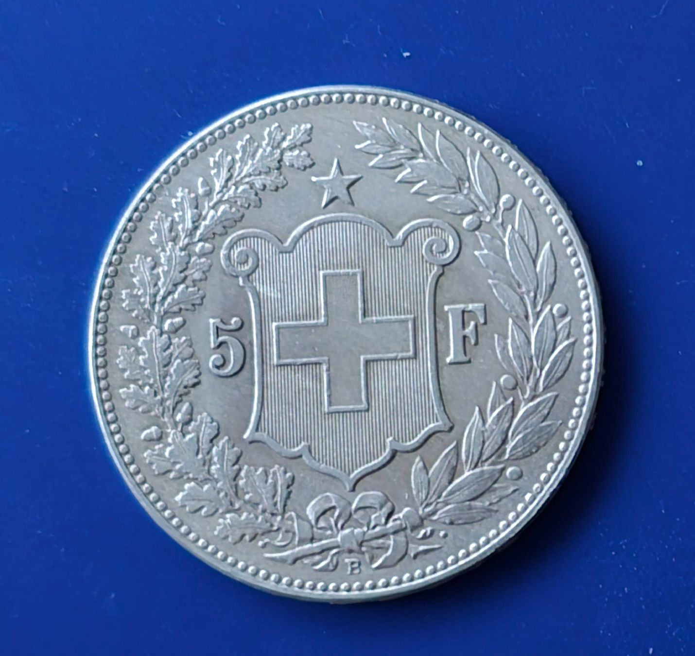 Tutti le monete: Silber Schweiz 5 Fr. 1904 B Top Erhaltung – Usato da Winterthur venduto da Cruiser3 3