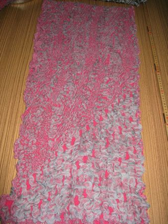 %%%% Sale %%%% ab CHF 1.— Schal grau - zyklame (5)