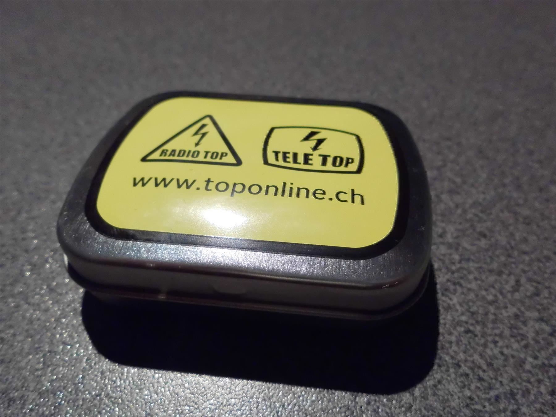 Pots: Blechdose Radio Top/Tele Top – D'occasion à Zürich par Motzkuh