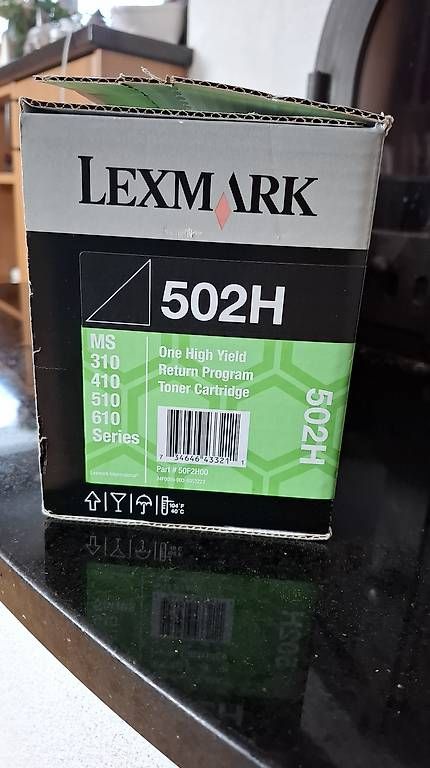 Lexmark Cartucce per stampanti & toner: Toner 502 H, schwarz zu Lexmark Laserdrucker – Usato da Emmenbrücke venduto da Infix