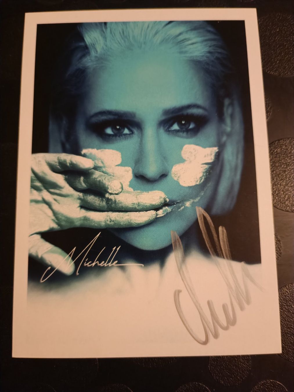 Autografi: Michelle - handsignierte Autogrammkarte – Usato da Menziken venduto da Artographs