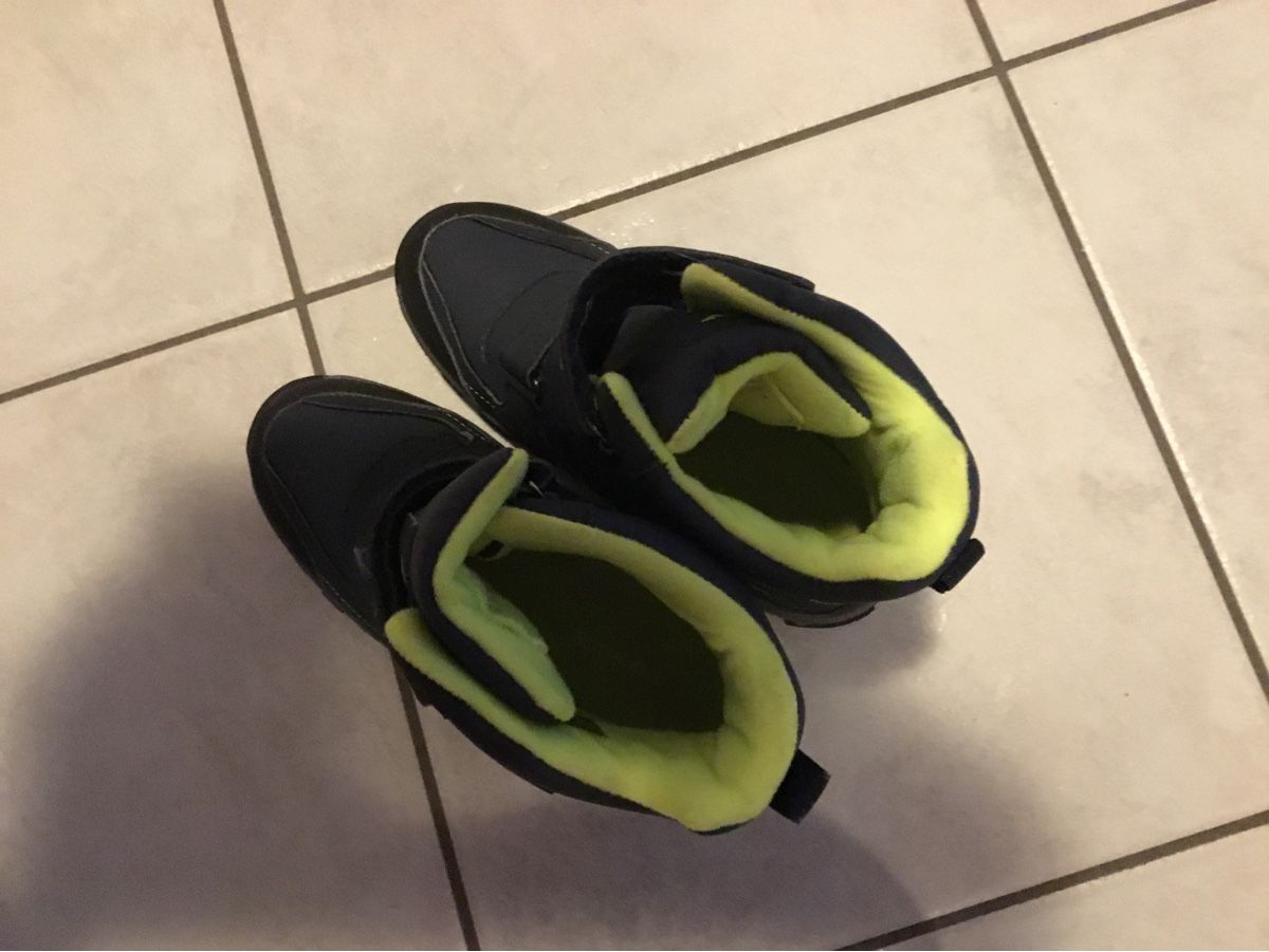 Schuhe für Jungen: Outdoorschuhe KangaROOS Grösse 35 – Gebraucht aus Triesen von Trisuna 3