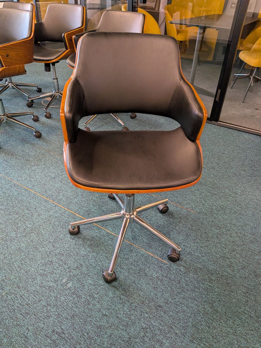 Sedie: Büro Drehstuhl – Usato da Zug venduto da acc_7ncl