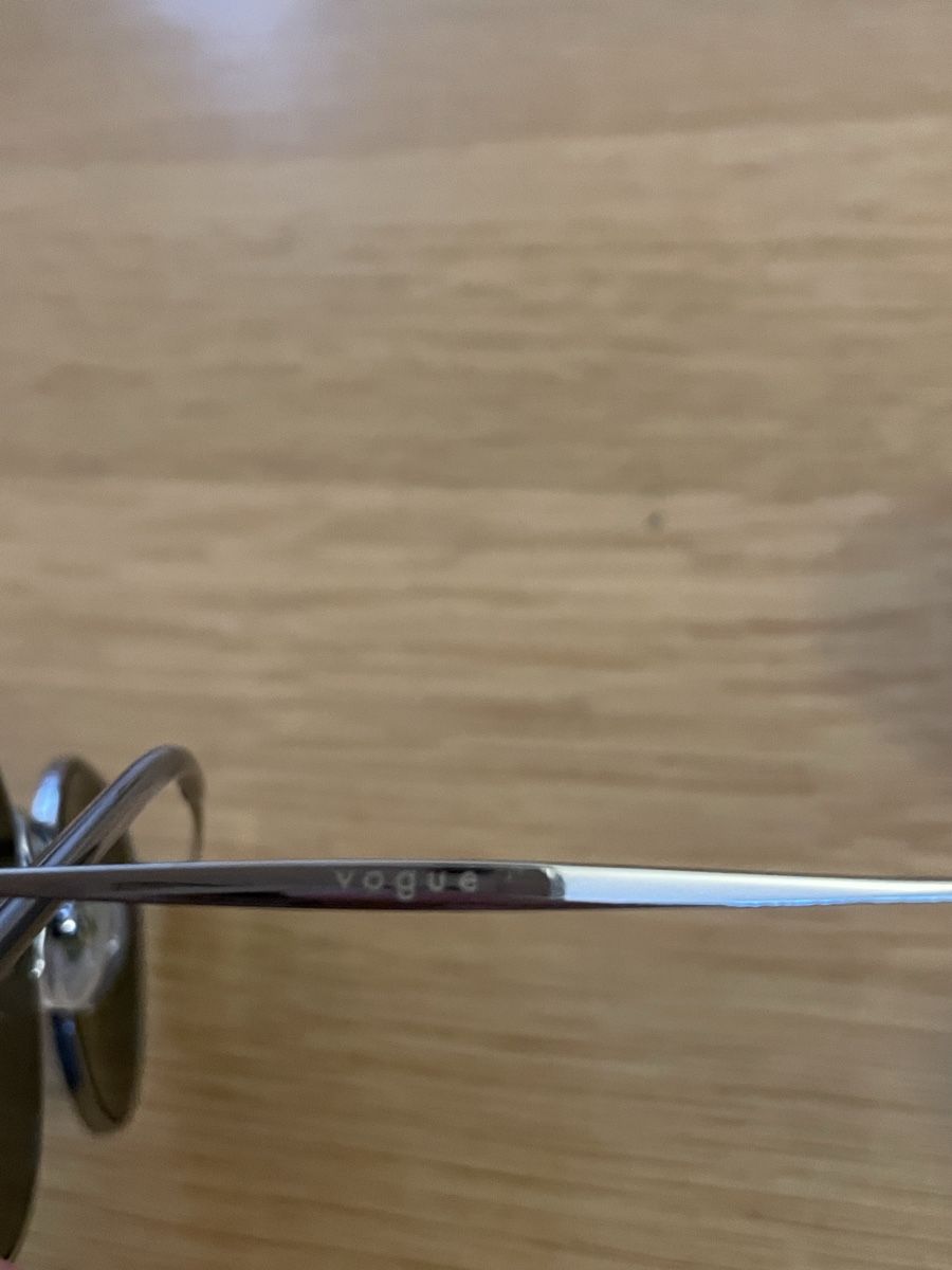 Vogue Occhiali & Lenti: Sonnenbrille Vogue – Usato da Oberwil BL venduto da tomoag 2