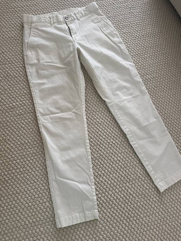 Pantaloni: Weisse Chino von Mango Gr.40 – Usato da Derendingen venduto da att_9kys