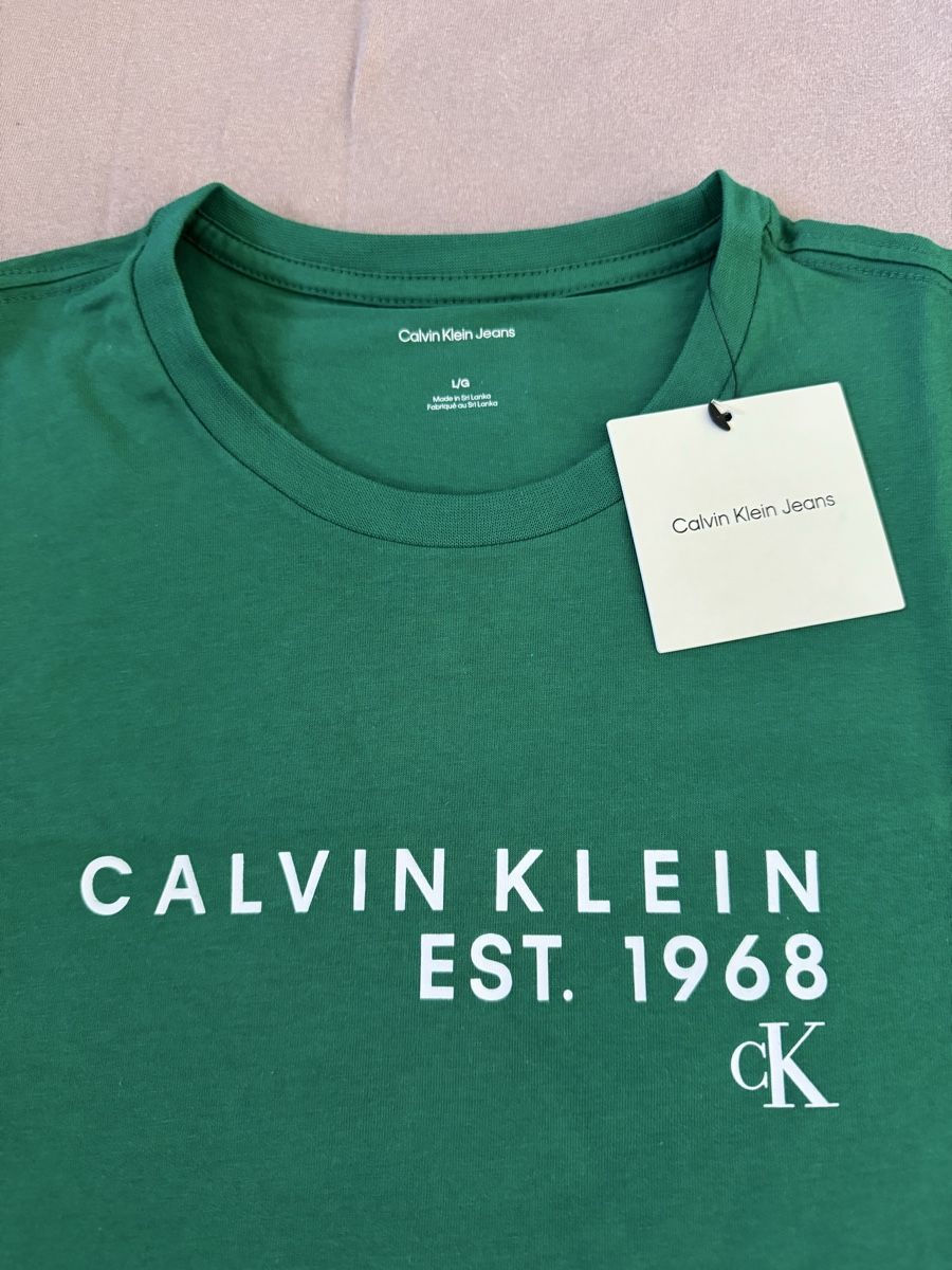 Calvin Klein Kleiderpakete: 2 t-shirt Calvin Klein  – Neu und originalverpackt aus Corpataux von seniz 1
