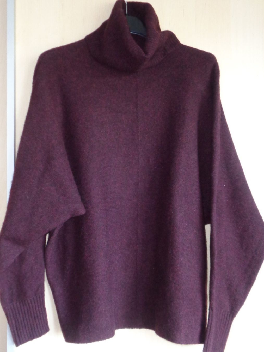 Maglioni & Felpe: Pullover Damen, Gr.S. Farbe Weinrot Bordeaux – Nuovo (secondo la descrizione) da Tafers venduto da kor_jf9w 1
