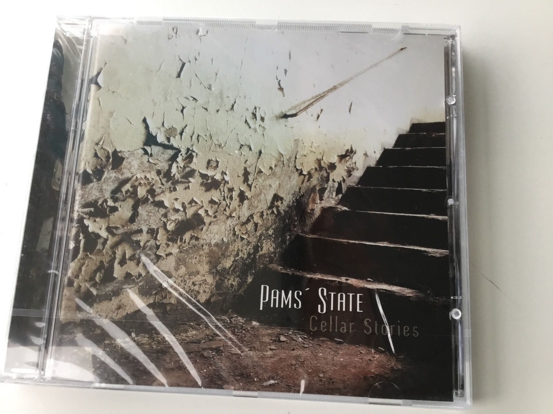 CD: Pams State - Cellar Stories – Nuovo e nell'imballaggio originale da Rüti ZH venduto da alumedien