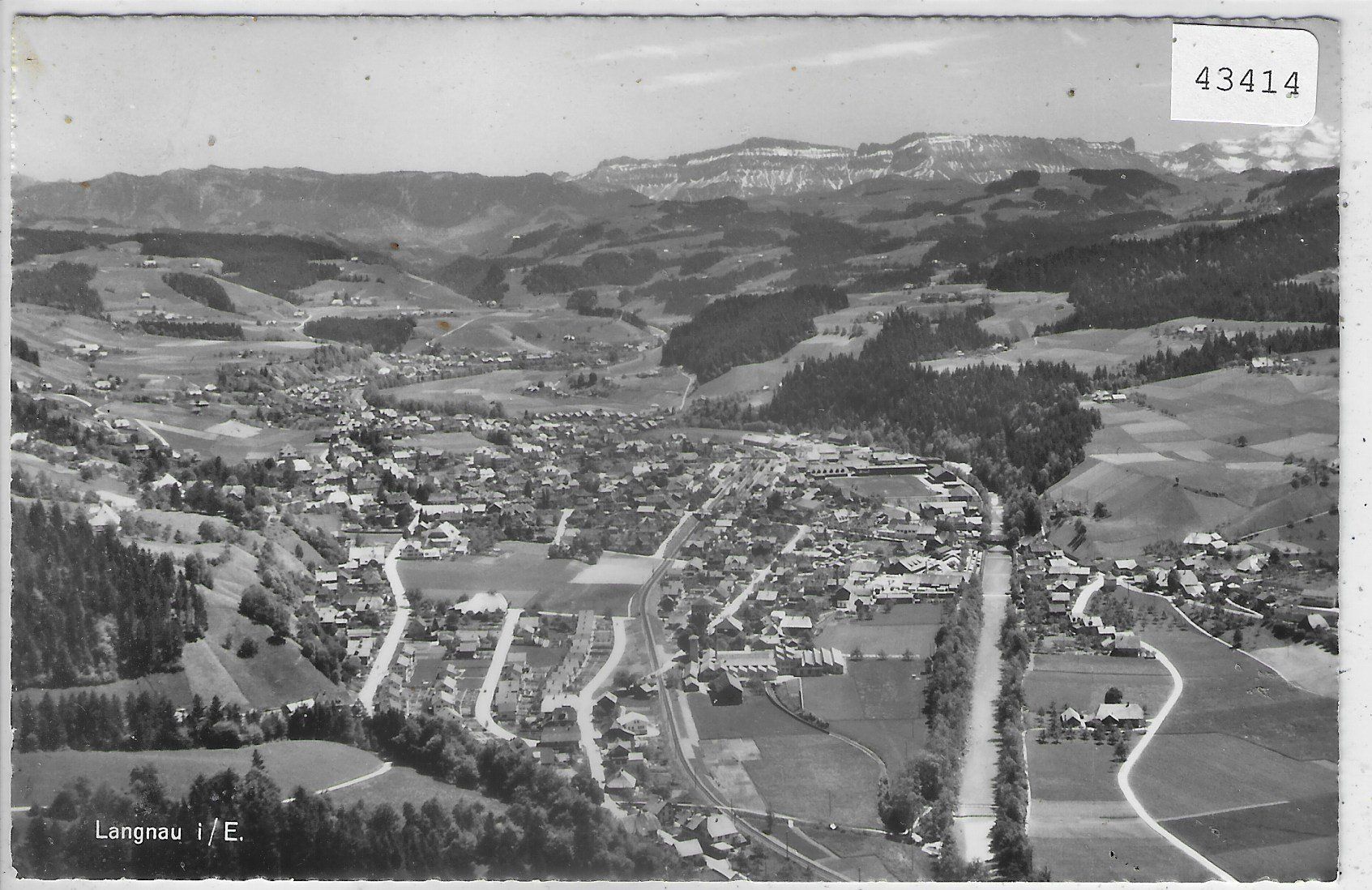 Ansichtskarten: Flugaufnahme Langnau i.E. – Gebraucht aus Ettingen von Kartenplanet