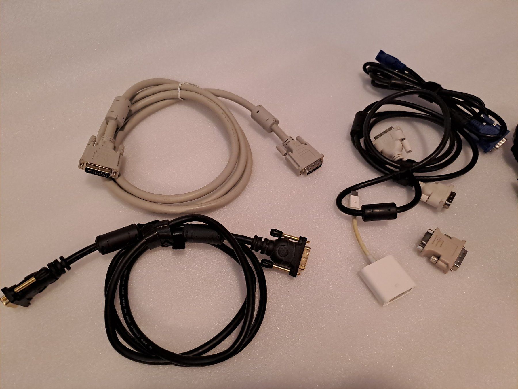Kabel: Various Audio Cables and adaptors – Gebraucht aus Rieden AG von Werkstattlaedeli 7