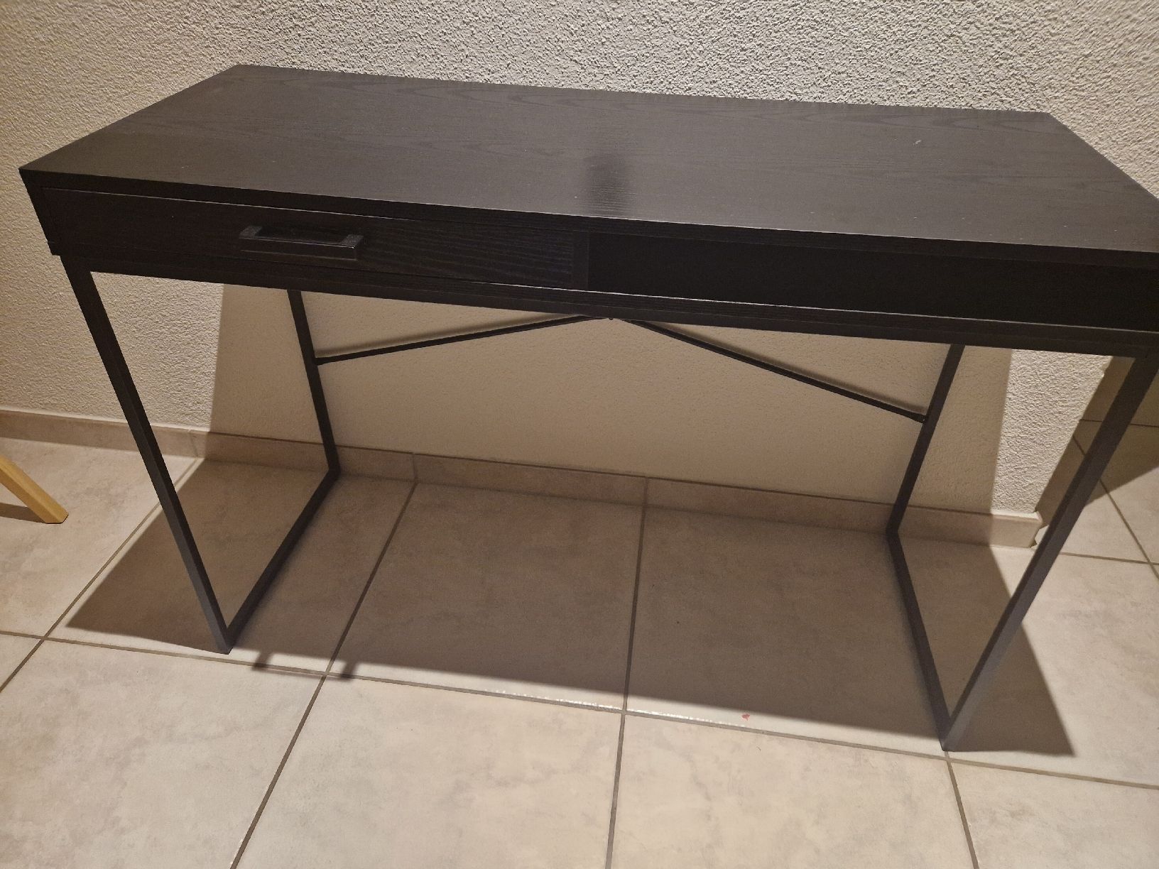 Scrivanie: Schreibtisch – Usato da Otelfingen venduto da Tun_c9nb