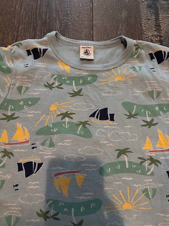 Petit Bateau Pyjamas & Ähnliches: Pyjacourt Petit Bateau Taille 8 ans – Gebraucht aus Petit-Lancy von areyouinterested 2