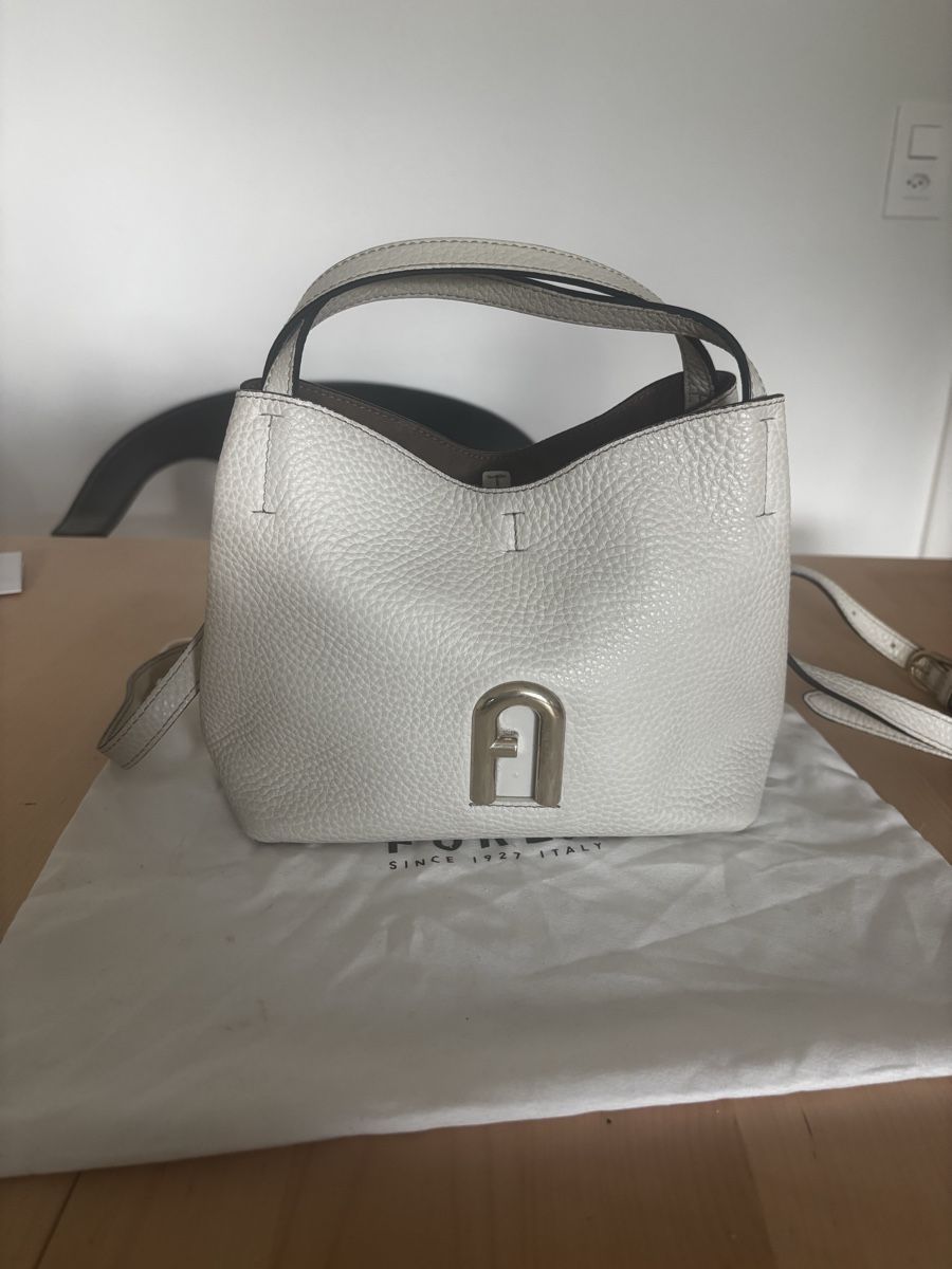 Furla Borse da donna: Furla Primula Hobo mini white  – Usato da Winterthur venduto da ola_t9r5