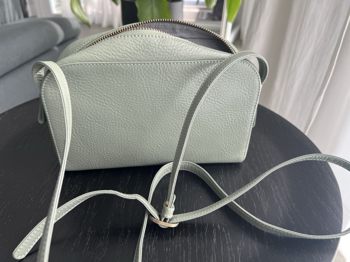 Taschen: Lost & Found Handtasche Leder hellgrün, neuwertig! – Neu (gemäss Beschreibung) aus Ostermundigen von Malediva 2