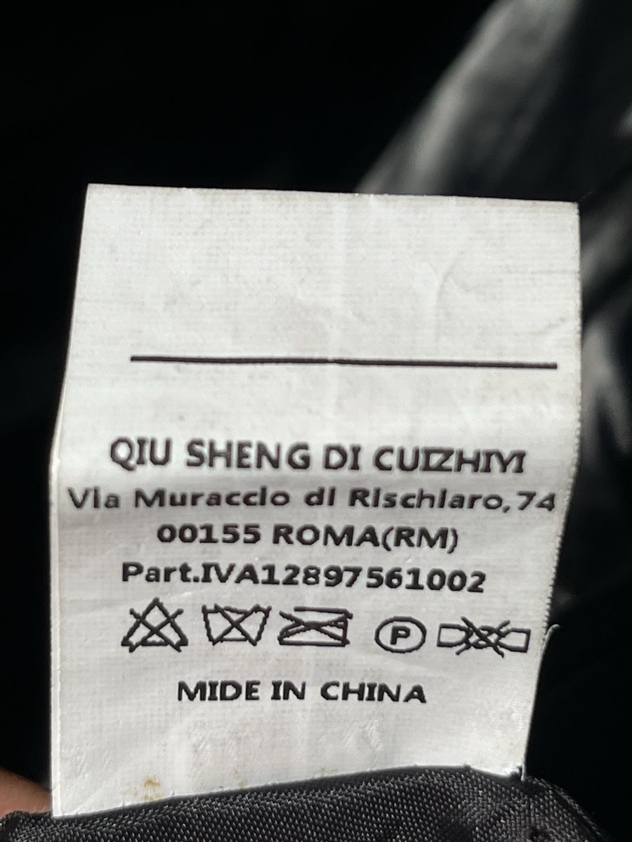 Giacche: Cuschelige Wendeweste / Reversible Jacke Schwarz (Gr. S) – Usato da Zürich venduto da Hypera 6