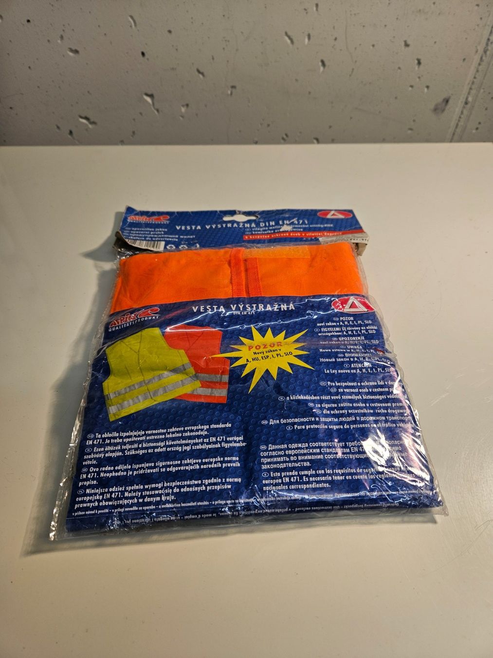 Kit di pronto soccorso: Verbandstasche inklusive Warnweste – Usato da Chur venduto da Einszweidreiviermein 4