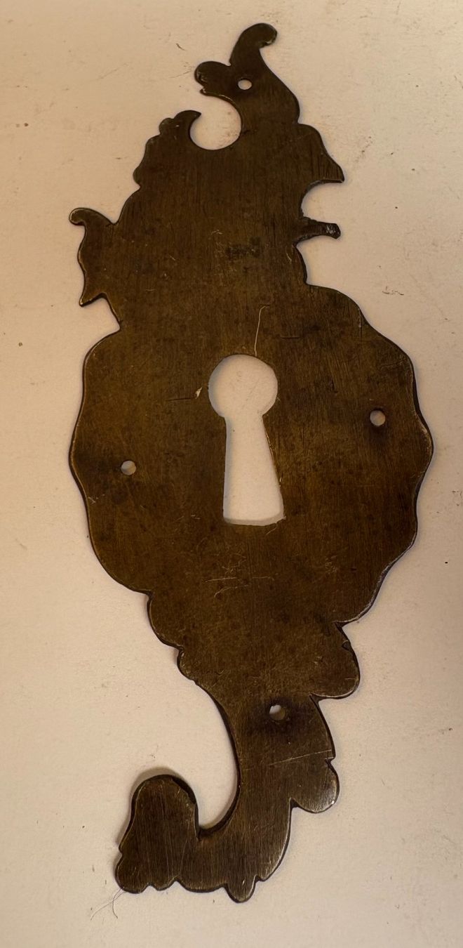 Eisenwaren: VINTAGE SCHLÜSSELROSETTE – Gebraucht aus Ostermundigen von wini63
