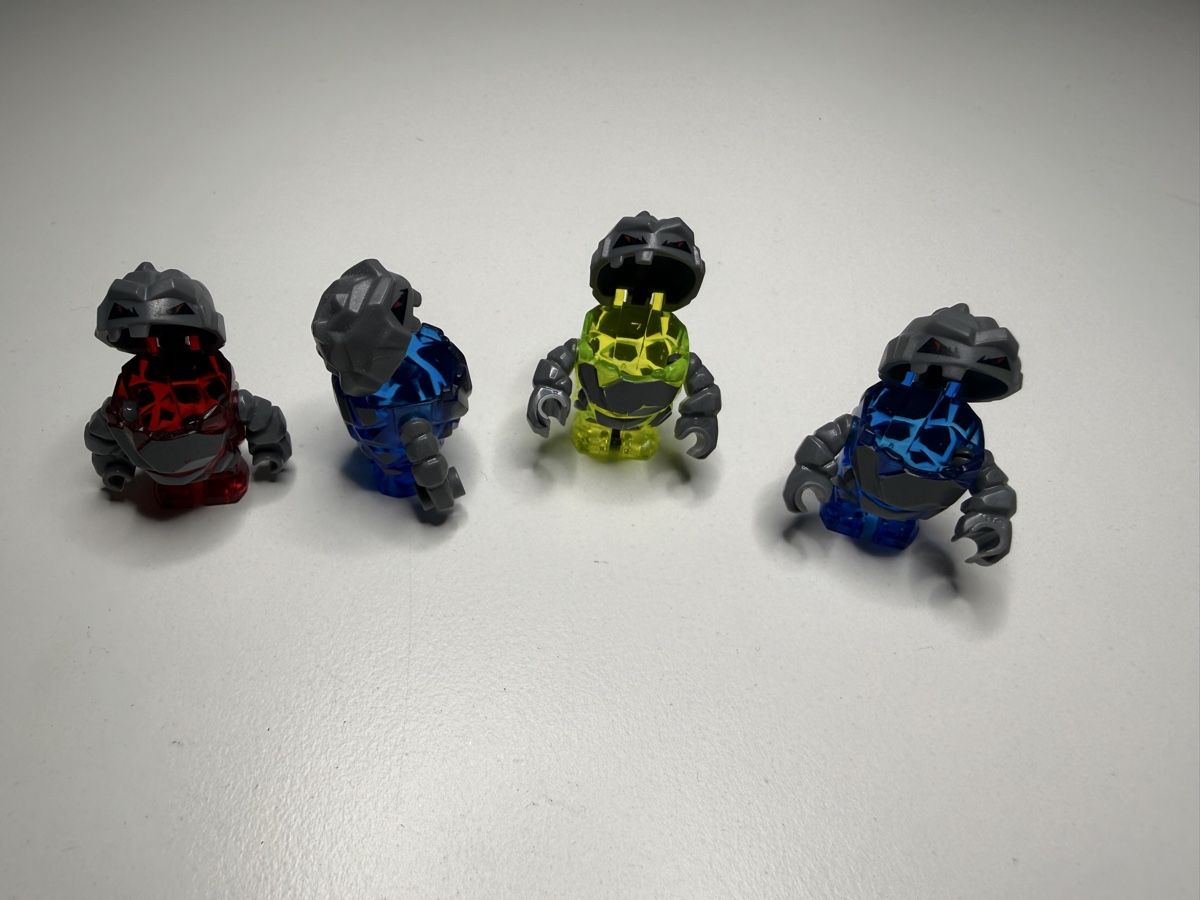 Lego Figurines: Lego Figuren 4 Stk  – D'occasion à Eschlikon TG par Montykokino 1